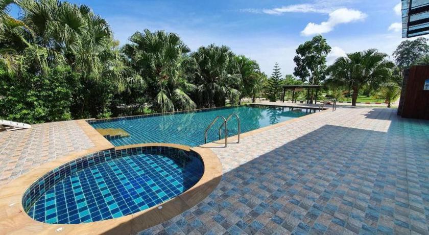 Phuphayot Resort Trang Exterior foto