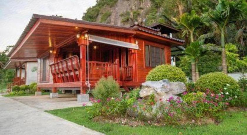 Phuphayot Resort Trang Exterior foto